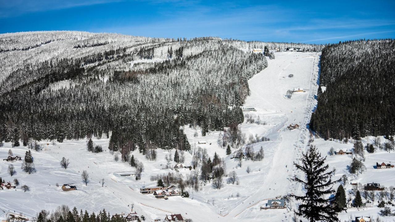 Penzion Topas Pec pod Snezkou Exterior foto